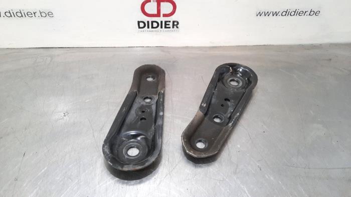 Stütze (sonstige) Renault Megane