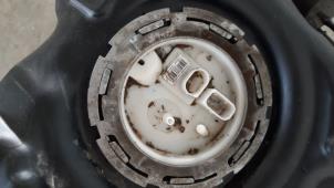 Gebruikte Tank element Pomp BMW 1 serie (F20) M140i xDrive 3.0 24V Prijs € 108,90 Inclusief btw aangeboden door Autohandel Didier