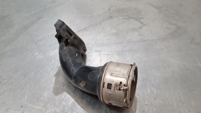 Intercooler Buis van een Ford Fiesta 7 1.0 EcoBoost 12V 2020