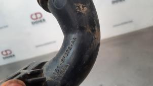 Intercooler Buis van een Ford Fiesta 7 1.0 EcoBoost 12V 2020