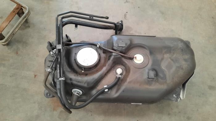 Pompe carburant électrique Suzuki Swift