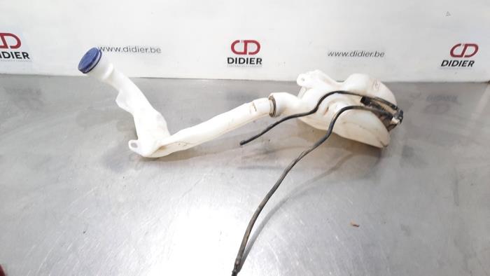 Réservoir lave-glace avant Peugeot 208