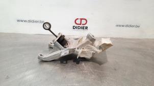 Gebruikte Versnellingsbak Steun Audi A5 Sportback (F5A/F5F) 2.0 TDI Ultra 16V Prijs € 42,35 Inclusief btw aangeboden door Autohandel Didier