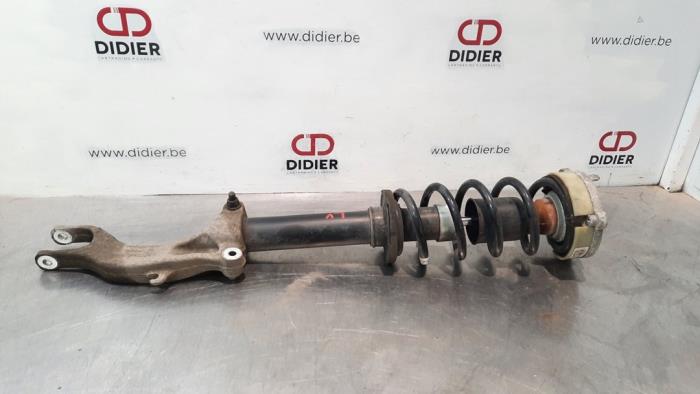 Fronts shock absorber, left Audi A4