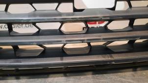 Gebruikte Grille Iveco New Daily VI 33S12, 35C12, 35S12 Prijs € 73,81 Inclusief btw aangeboden door Autohandel Didier