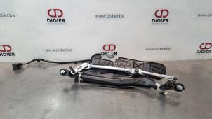Gebruikte Ruitenwismotor + Mechaniek DS Automobiles DS 3/DS 3 Crossback E-Tense Prijs € 127,05 Inclusief btw aangeboden door Autohandel Didier