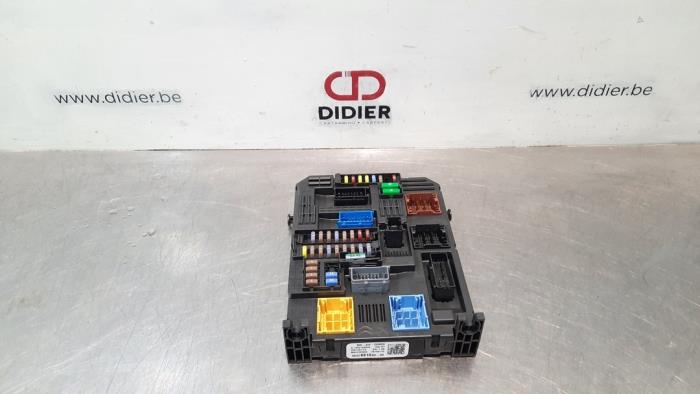 Caja de fusibles Opel Mokka