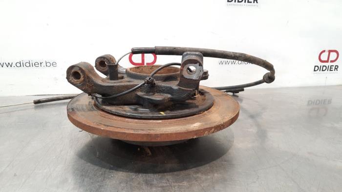 Fusee links-achter Mercedes Vito