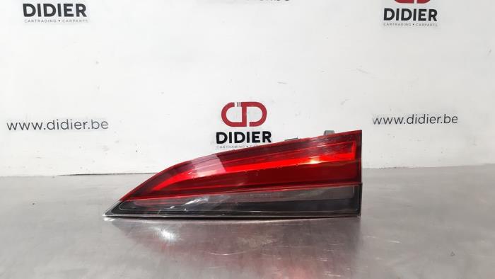 Feu arrière droit Skoda Scala