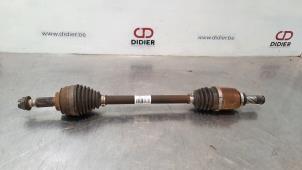 Gebruikte Aandrijfas links-voor Dacia Logan II 1.0 Sce 12V Prijs € 66,55 Inclusief btw aangeboden door Autohandel Didier