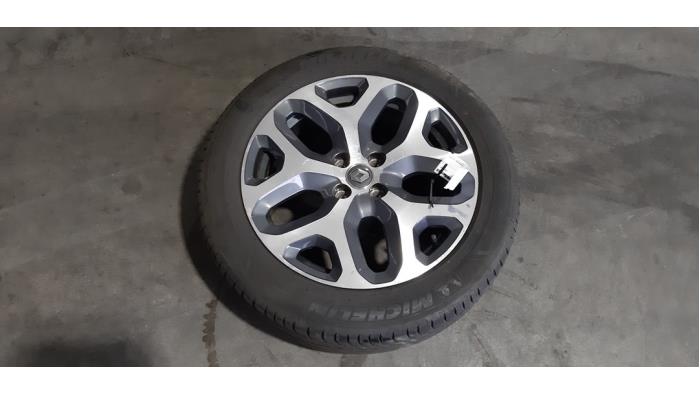 Wheel + tyre Renault Captur