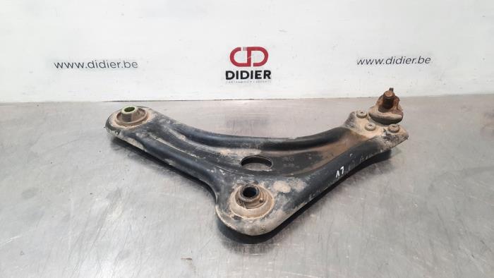 Bras de suspension avant gauche Citroen C4 Cactus