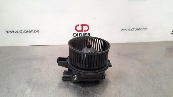 Moteur de ventilation chauffage Audi A4