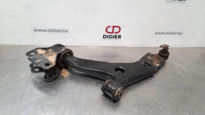 Bras de suspension avant gauche Ford Focus