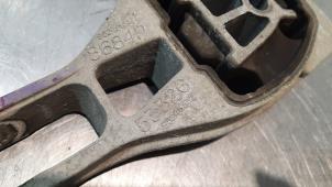 Gebruikte Versnellingsbak Steun Opel Mokka/Mokka X 1.6 CDTI 16V 4x2 Prijs € 54,45 Inclusief btw aangeboden door Autohandel Didier