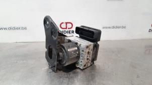 Gebruikte ABS Pomp Volkswagen Transporter T5 2.0 TDI BlueMotion Prijs € 266,20 Inclusief btw aangeboden door Autohandel Didier