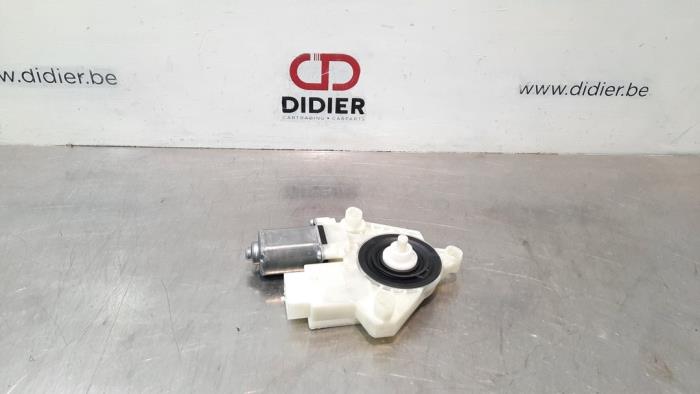 Door window motor Volkswagen Golf