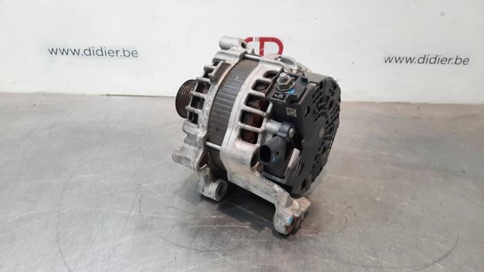 Alternator van een BMW 3 serie (F30) 340i 3.0 TwinPower Turbo 24V 2018
