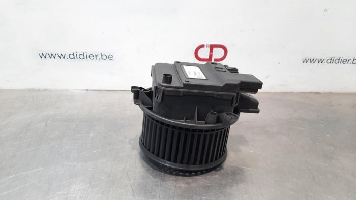 Moteur de ventilation chauffage Audi A5