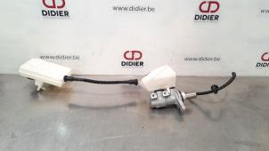 Gebruikte Hoofdremcilinder Peugeot Partner (GC/GF/GG/GJ/GK) 1.6 BlueHDI 75 Prijs € 54,45 Inclusief btw aangeboden door Autohandel Didier