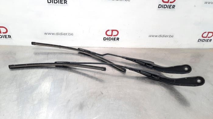 Braccio del tergicristallo anteriore BMW 1-Serie