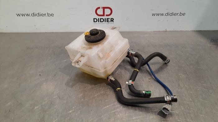 Réservoir de liquide de frein Toyota Auris
