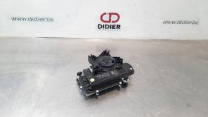 Gebruikte Sluithulpmotor achterklep Audi Q5 (FYB/FYG) 2.0 TDI 16V Quattro Prijs € 54,45 Inclusief btw aangeboden door Autohandel Didier