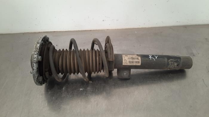 Front shock absorber, right BMW 1-Serie