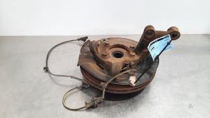 Gebruikte Fusee rechts-voor Toyota Verso 1.6 D-4D 16V Prijs € 102,85 Inclusief btw aangeboden door Autohandel Didier