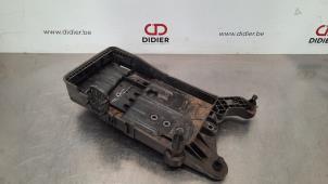 Gebruikte Accubak Volkswagen Tiguan (AD1) 2.0 TDI 16V BlueMotion Technology SCR Prijs € 30,25 Inclusief btw aangeboden door Autohandel Didier