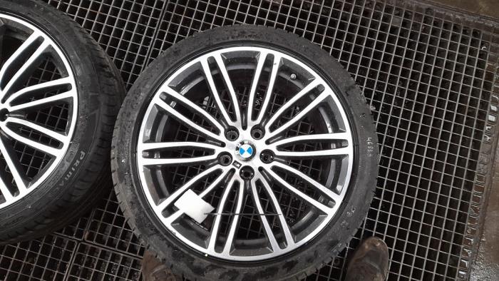 Felge + Reifen BMW 5-Serie