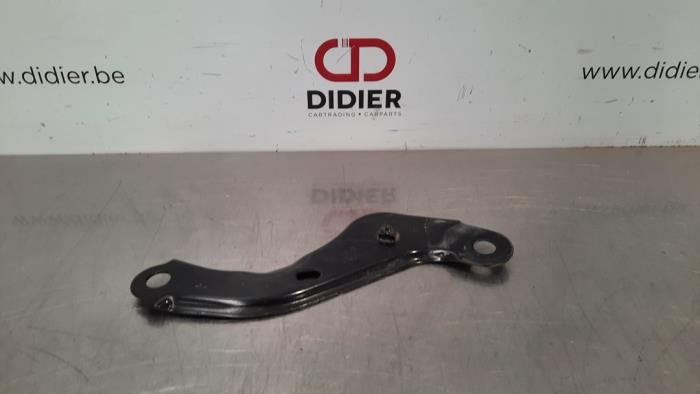 Support (divers) Renault Clio