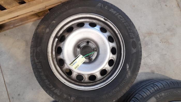 Peugeot Partner Wheel + tyre