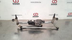 Gebruikte Ruitenwismotor + Mechaniek Skoda Karoq 2.0 TDI 16V 4x4 Prijs € 127,05 Inclusief btw aangeboden door Autohandel Didier