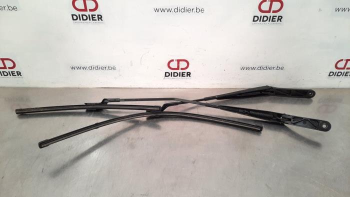 Front wiper arm Skoda Karoq