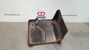 Gebruikte Accu afdekkap Fiat 500C/595C/695C 1.4 T-Jet 16V 595 Kit Prijs € 24,20 Inclusief btw aangeboden door Autohandel Didier