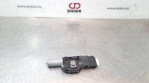 Gebruikte Schuifdak Motor Mercedes GLE (V167) 350de 2.0 Turbo 16V 4-Matic Prijs € 102,85 Inclusief btw aangeboden door Autohandel Didier