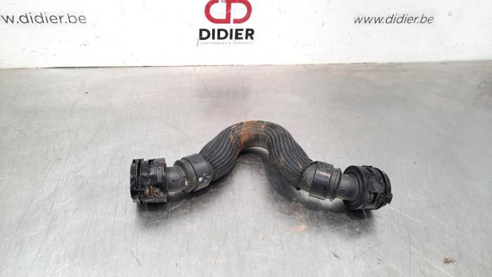 Kühlerschlauch Peugeot 208