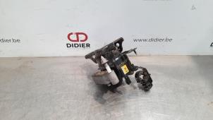 Gebruikte Motorrubber Toyota RAV4 (A5) 2.5 Hybrid 16V AWD Prijs € 66,55 Inclusief btw aangeboden door Autohandel Didier