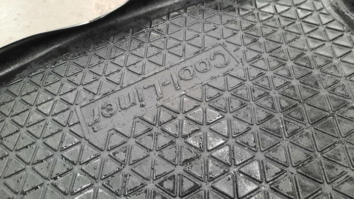 Coffre tapis Nissan Pulsar