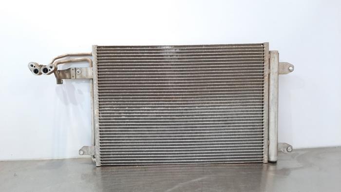 Air conditioning condenser