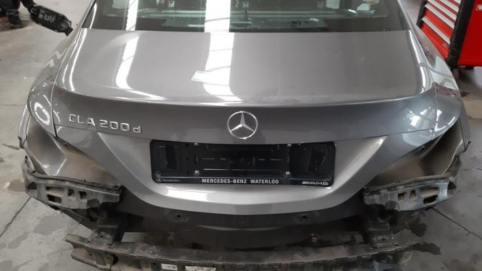 Tylna klapa Mercedes CLA