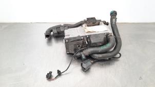 Gebruikte Standkachel Landrover Range Rover IV (LG) 4.4 SDV8 32V Prijs € 399,30 Inclusief btw aangeboden door Autohandel Didier