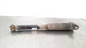 Gebruikte Schokdemper links-achter Hyundai Tucson (TL) 2.0 CRDi 16V High Power 4WD Prijs € 36,30 Inclusief btw aangeboden door Autohandel Didier