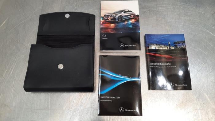 Instructie Boekje van een Mercedes-Benz CLA (117.3) 2.2 CLA-200 CDI, 200 d 16V 2016