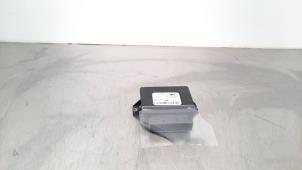 Gebruikte Handrem Module Mazda 6 SportBreak (GJ/GH/GL) 2.2 SkyActiv-D 150 16V Prijs € 66,55 Inclusief btw aangeboden door Autohandel Didier