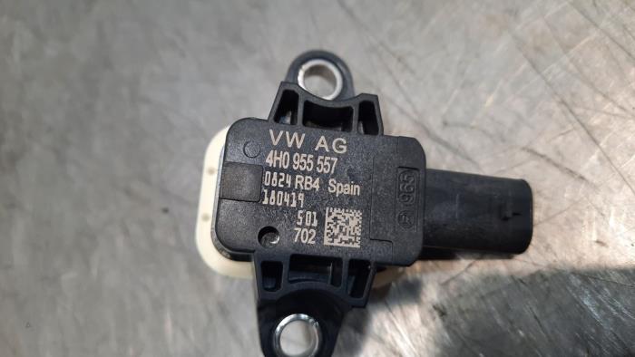 Airbag Sensor van een Audi A6 Avant (C7) 3.0 TDI V6 24V Quattro 2018