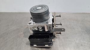 Gebruikte ABS Pomp Mercedes C (C205) C-400 3.0 V6 Turbo 4-Matic Prijs € 199,65 Inclusief btw aangeboden door Autohandel Didier