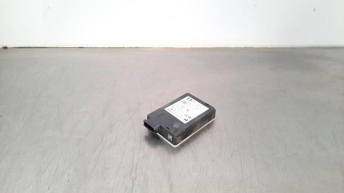 Capteur radar Mercedes EQC