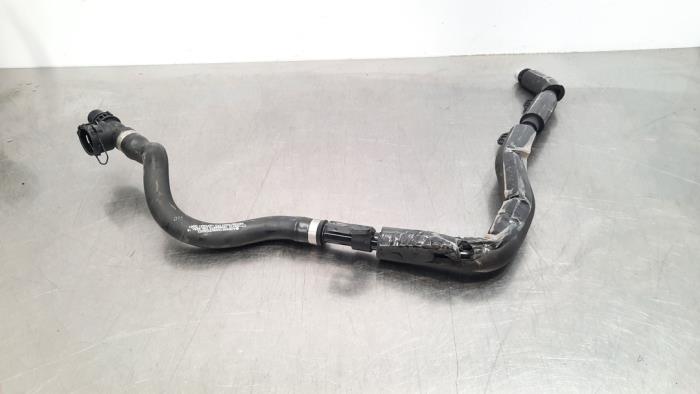 Tuyau radiateur Mercedes EQC